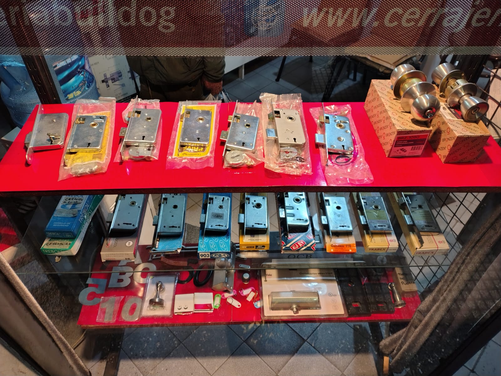 Cerraduras de seguridad antibumping y antipalanca — Cerrajería Bulldog 24HS